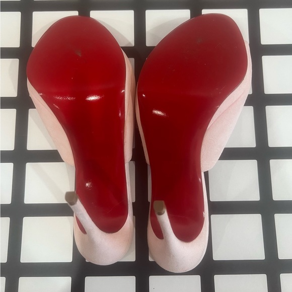 Christian Louboutin Mule - Picture 2 of 5